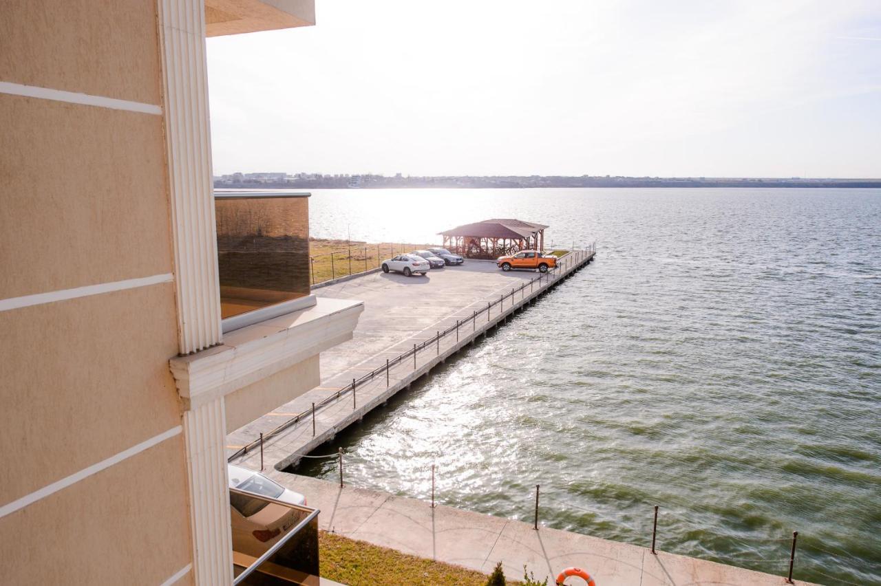 Lake Apartments Solid Mamaia Eksteriør billede