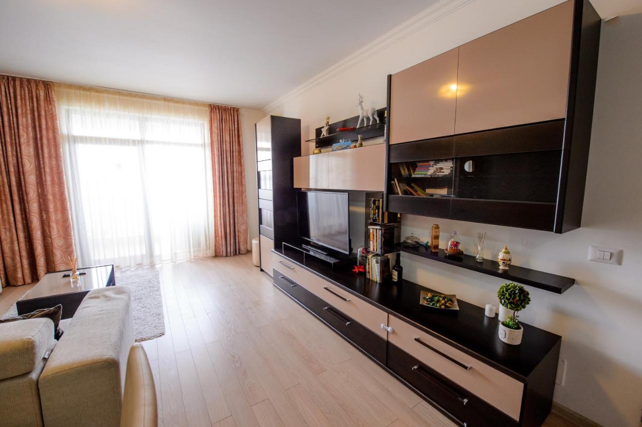 Lake Apartments Solid Mamaia Eksteriør billede