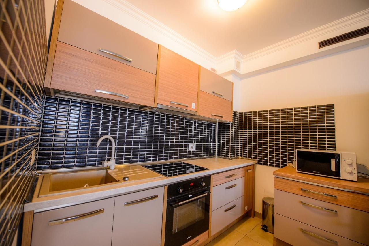Lake Apartments Solid Mamaia Eksteriør billede